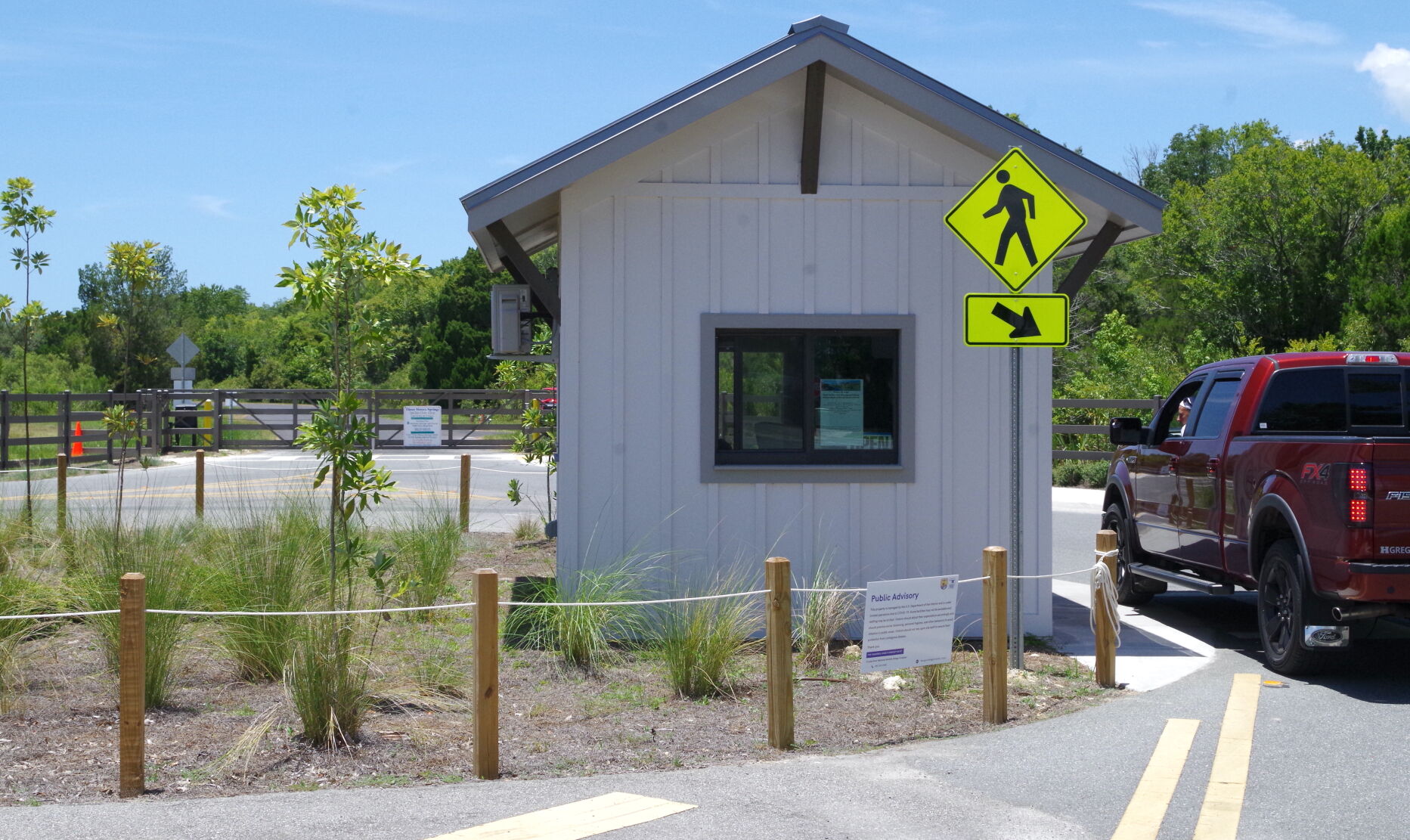 Three Sisters Springs Fee Booth Entrance